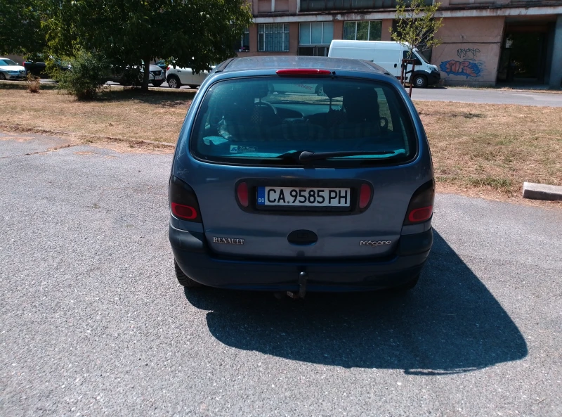 Renault Scenic, снимка 3 - Автомобили и джипове - 52574566