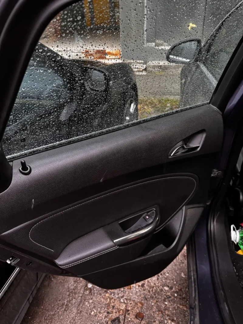 Opel Astra, снимка 5 - Автомобили и джипове - 52853938