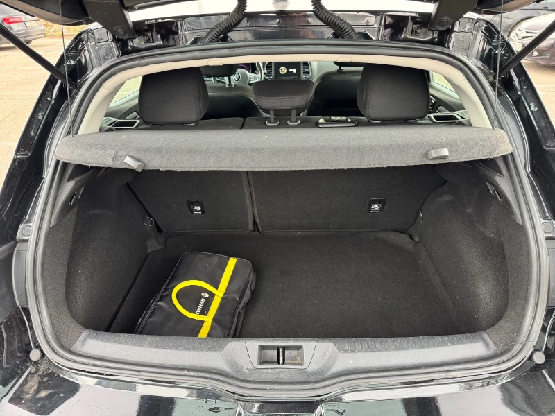 Renault Megane 1.5DCI-EDC7-NAVI, снимка 12 - Автомобили и джипове - 53001898