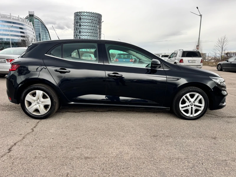 Renault Megane 1.5DCI-EDC7-NAVI, снимка 4 - Автомобили и джипове - 53001898