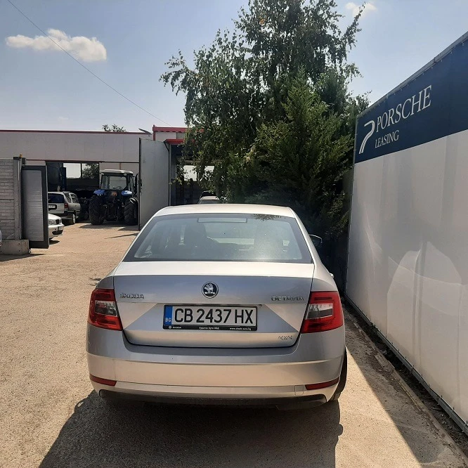 Skoda Octavia 1.6 TDI 4x4 - изображение 3