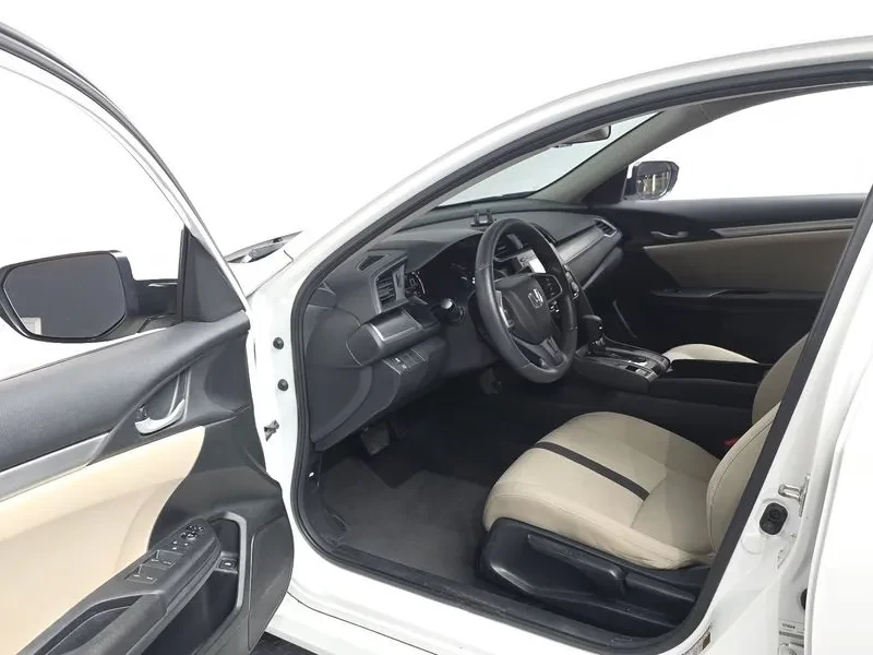 Honda Civic 2.0 10Th Generation, снимка 10 - Автомобили и джипове - 54980366