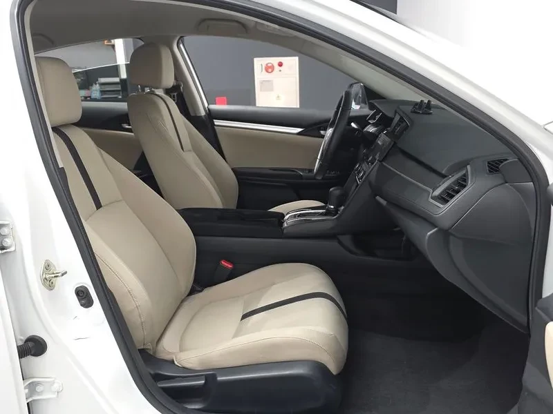 Honda Civic 2.0 10Th Generation, снимка 11 - Автомобили и джипове - 54980366