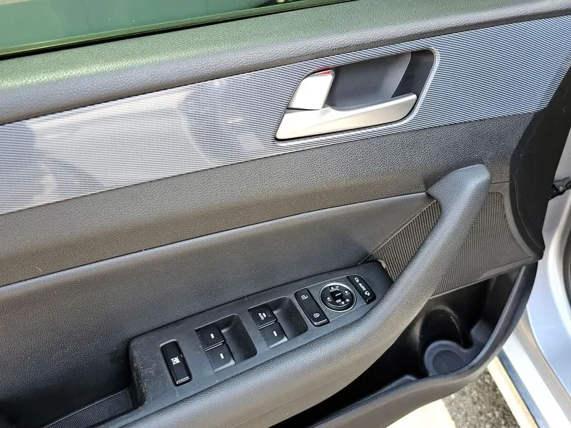 Hyundai Sonata  Hybrid 2.0 Hev Modern, снимка 16 - Автомобили и джипове - 55259902