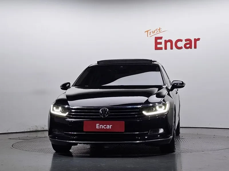 VW Passat 2.0 Tdi, снимка 3 - Автомобили и джипове - 55923112