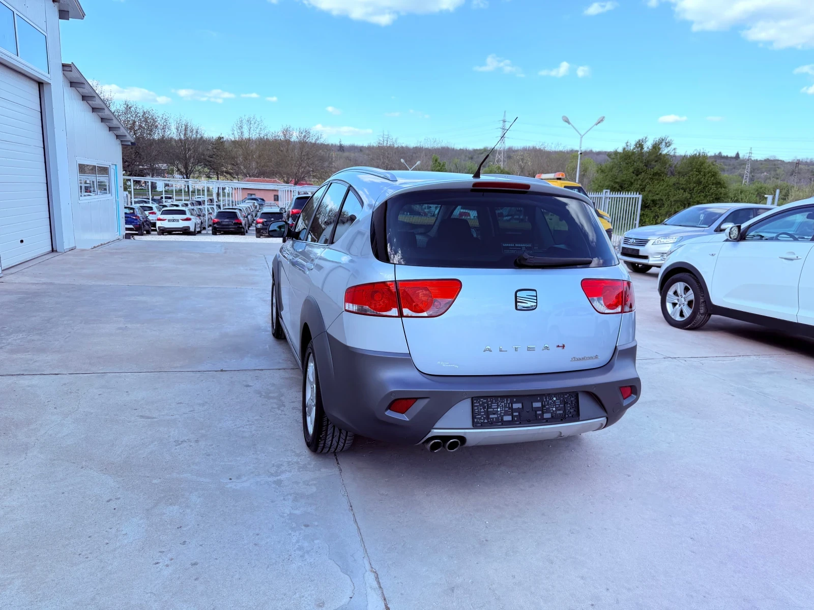 Seat Altea 2.0tdi * 4x4* FREETRACK* 4x4* DVD* UNIKAT* , снимка 5 - Автомобили и джипове - 40128489