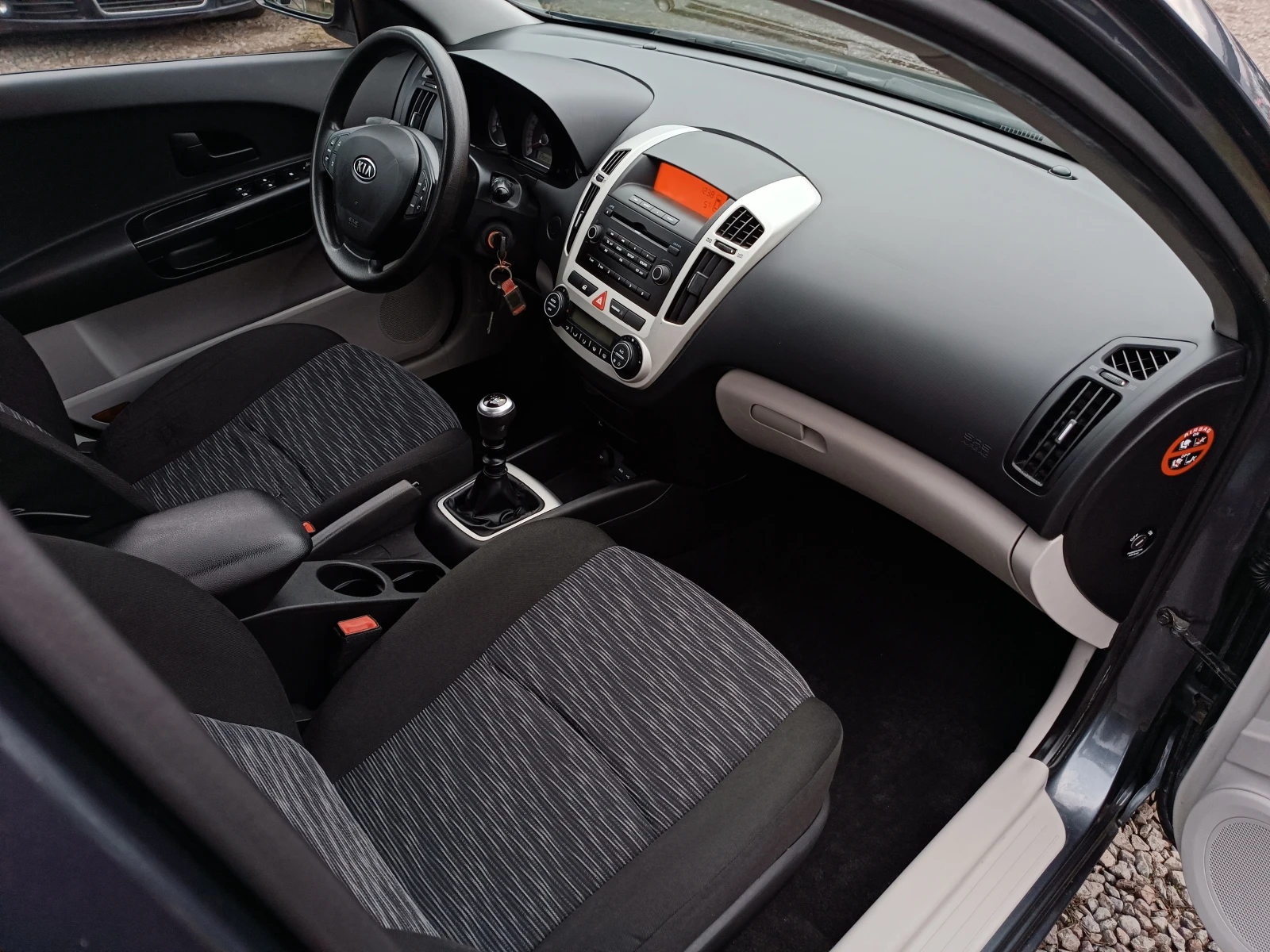 Kia Ceed 1.4i-105-- | Mobile.bg   14