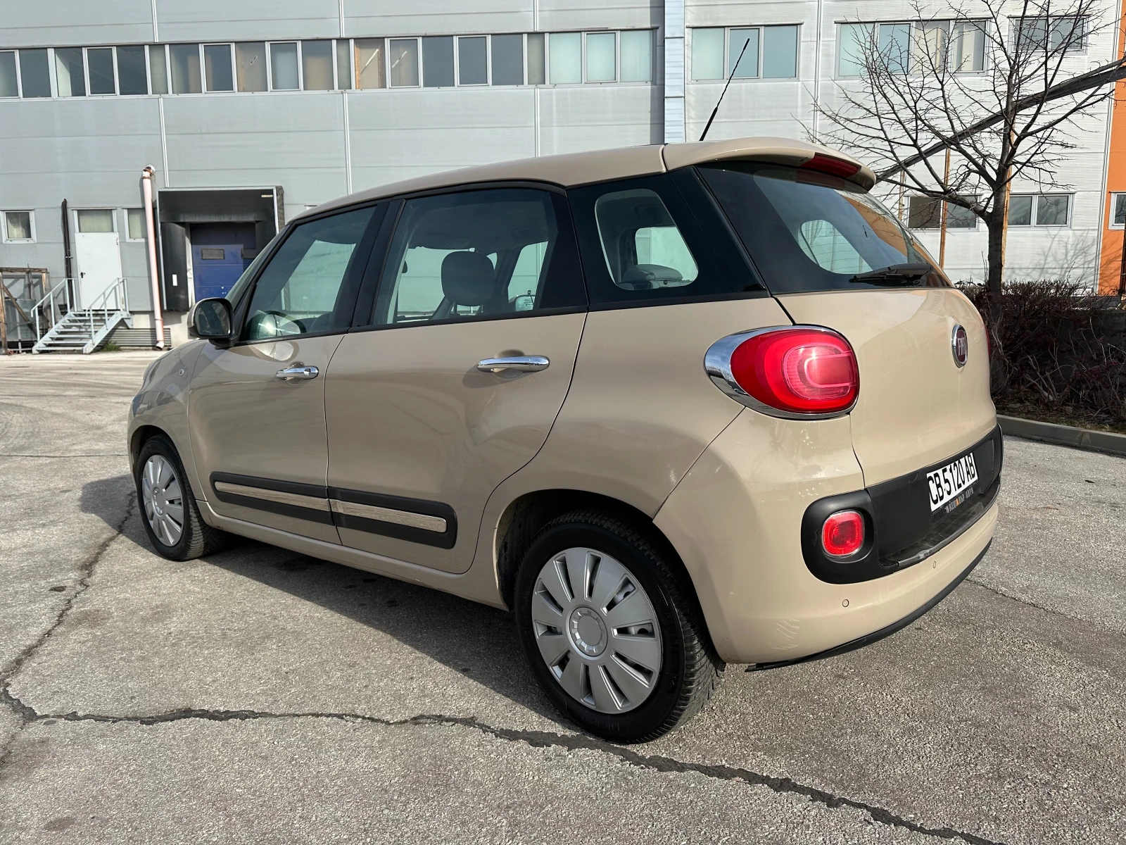 Fiat 500L 1.4i 120 к.с. - изображение 3