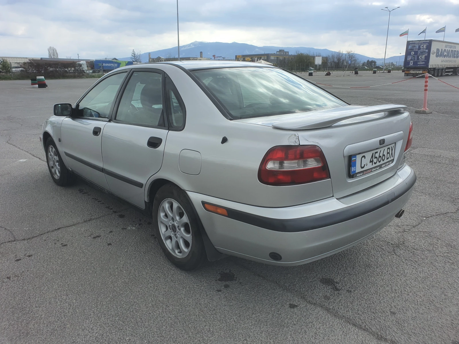 Volvo S40  - изображение 4