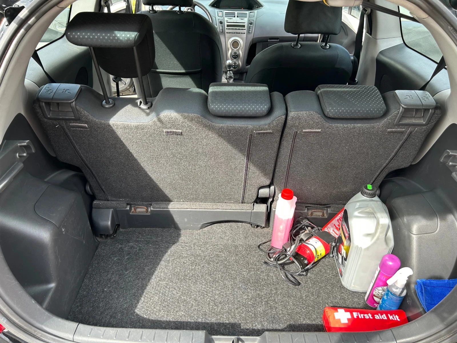 Toyota Yaris  - изображение 10