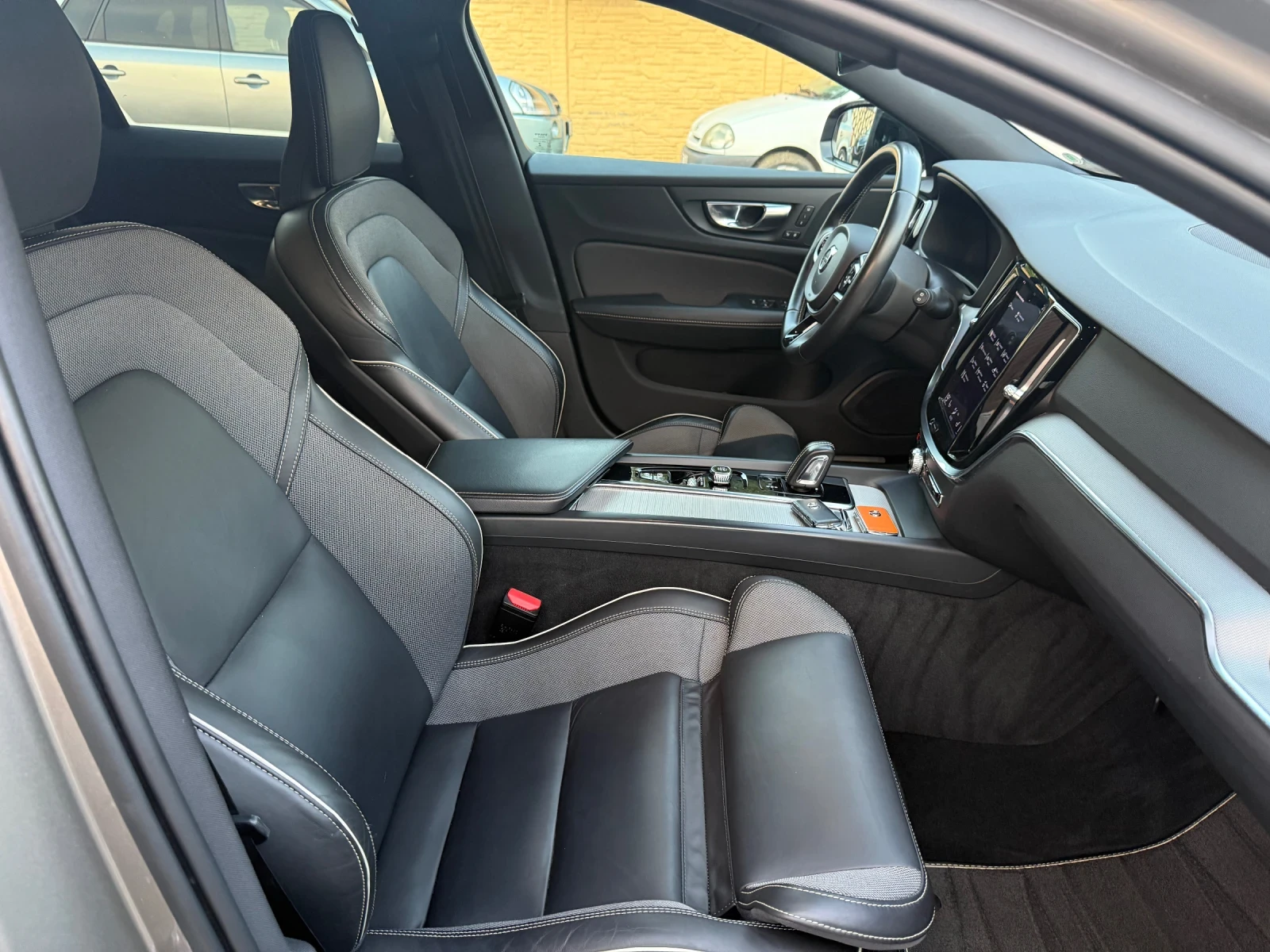 Volvo V60 B4 Mild Hybrid | Mobile.bg — изображение 11