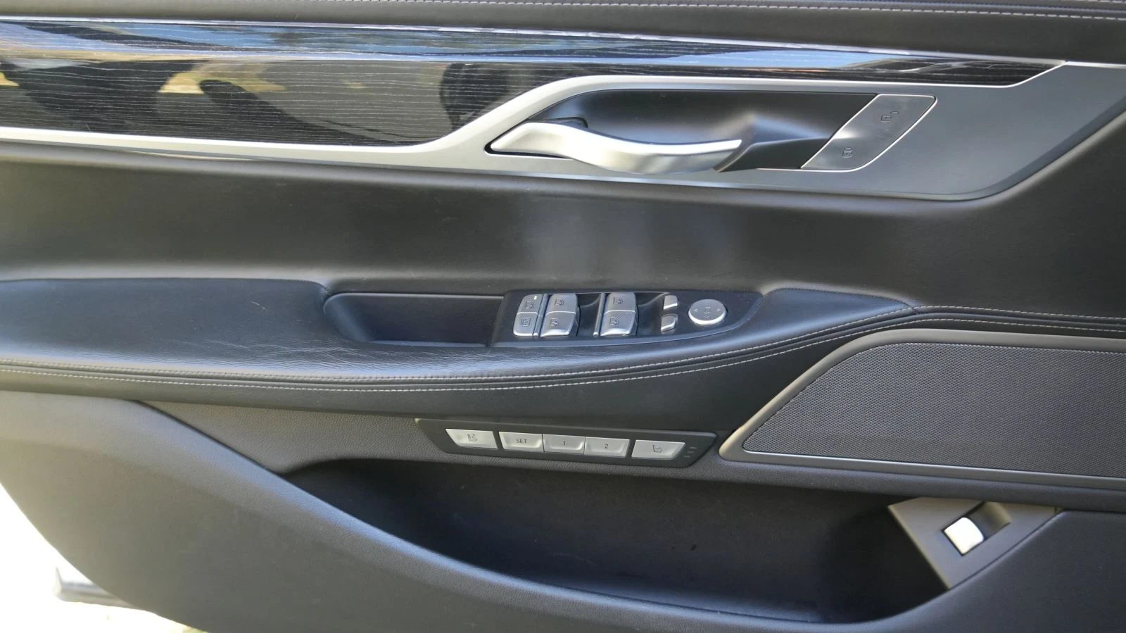 BMW 750 | Mobile.bg   10