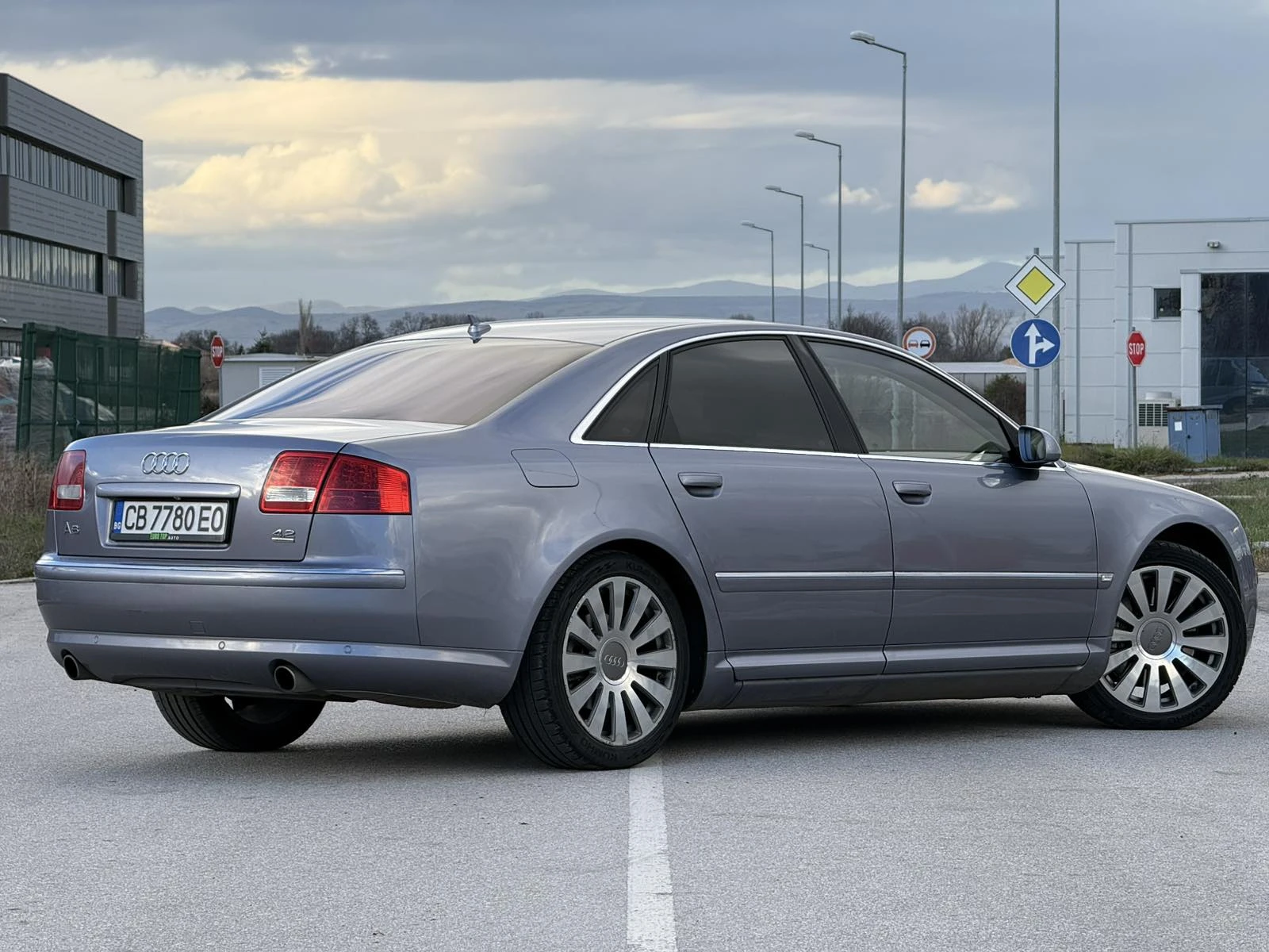 Audi A8 4.2 QUATTRO | Mobile.bg   6