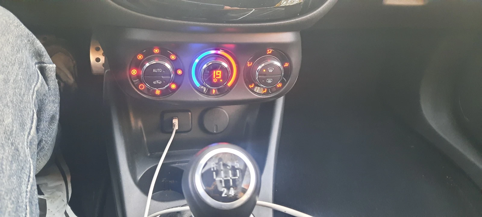 Opel Corsa E 1.4 ������ 90 �.�.��� ���� �������� | Mobile.bg � ����������� 11