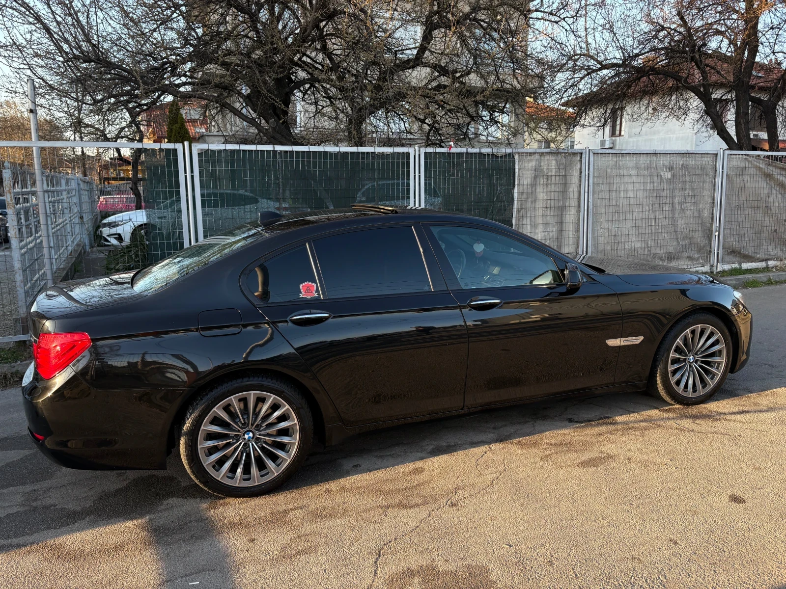 BMW 730, снимка 13 - Автомобили и джипове - 53902566