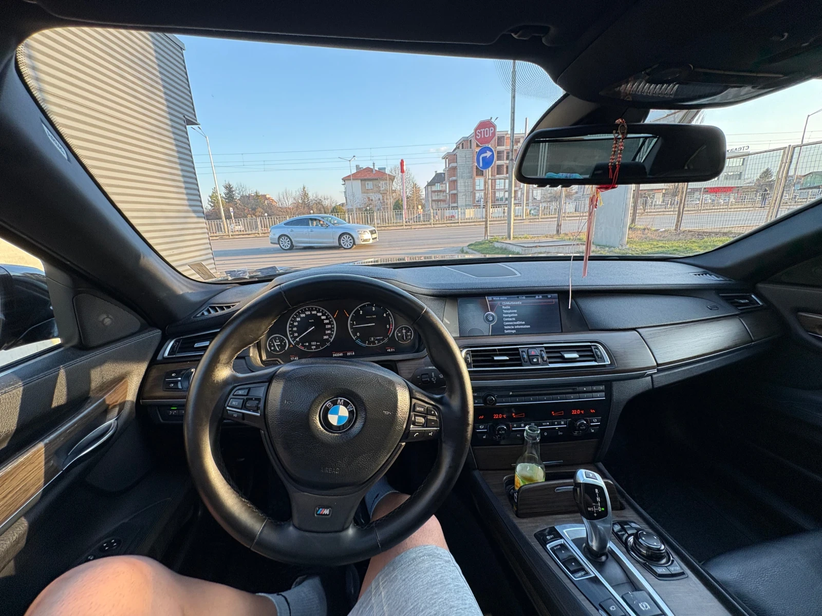 BMW 730, снимка 3 - Автомобили и джипове - 53902566