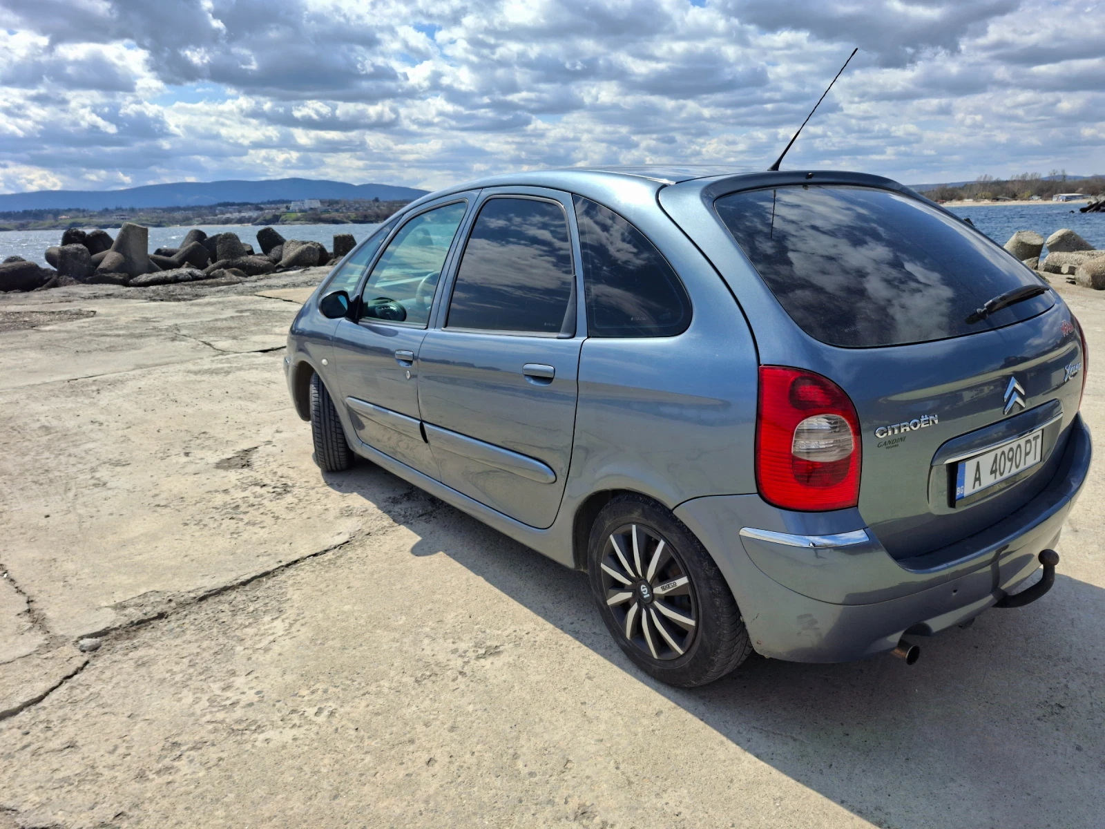 Citroen Xsara picasso 1.6i 16v 109к.с. газ, снимка 4 - Автомобили и джипове - 54164453