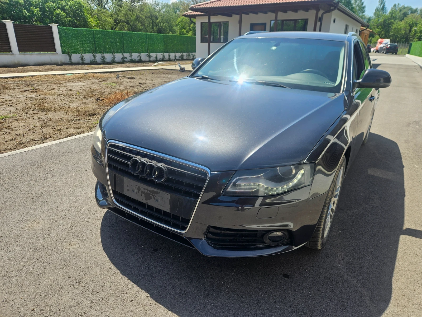 Audi A4 2.0дизел 143кс 2010год