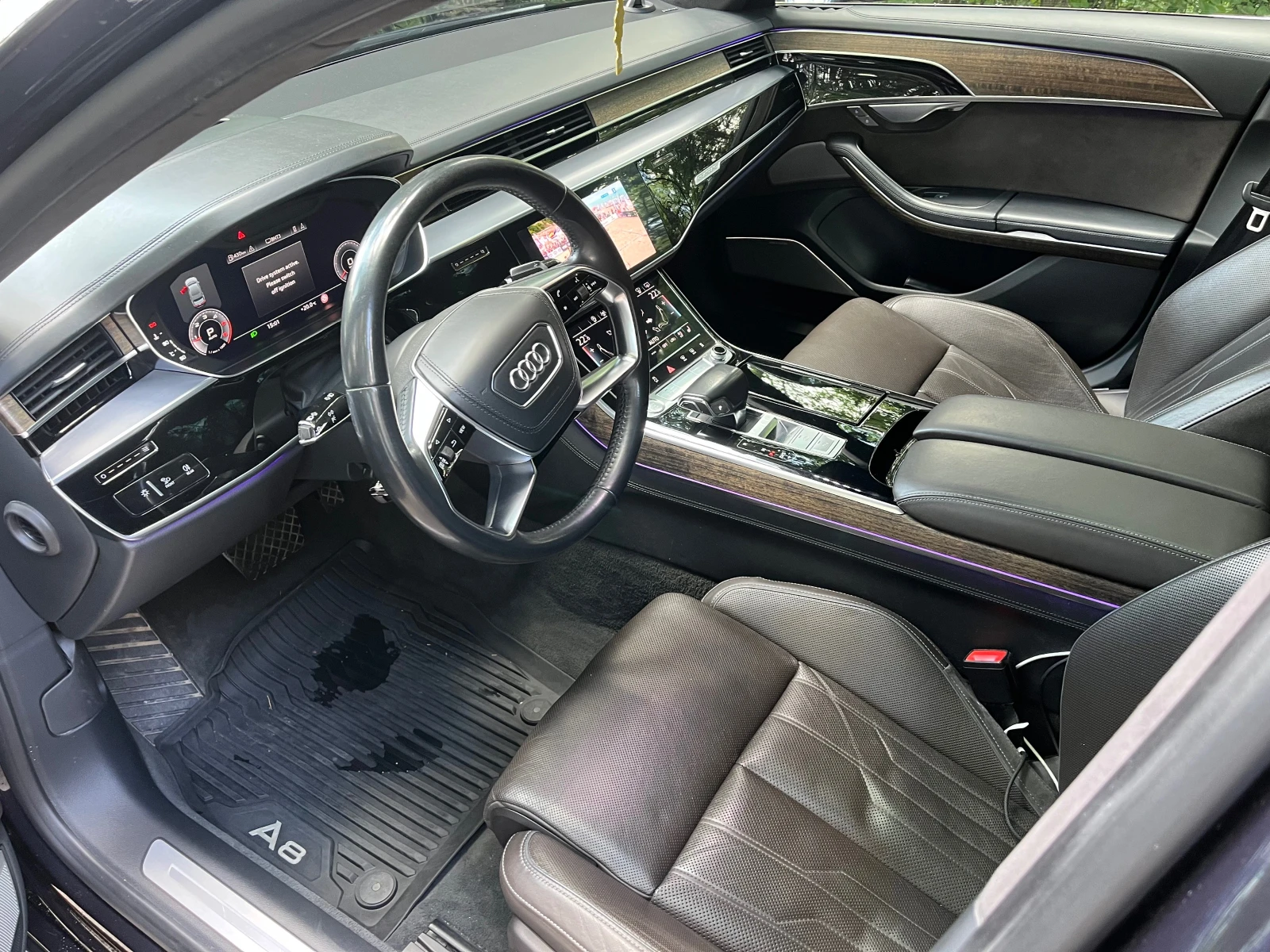 Audi A8 L 50 TDI FULL MATRIX VIRTUAL ОБДУХВАНЕ МАСАЖ 3хТV , снимка 12 - Автомобили и джипове - 54809696