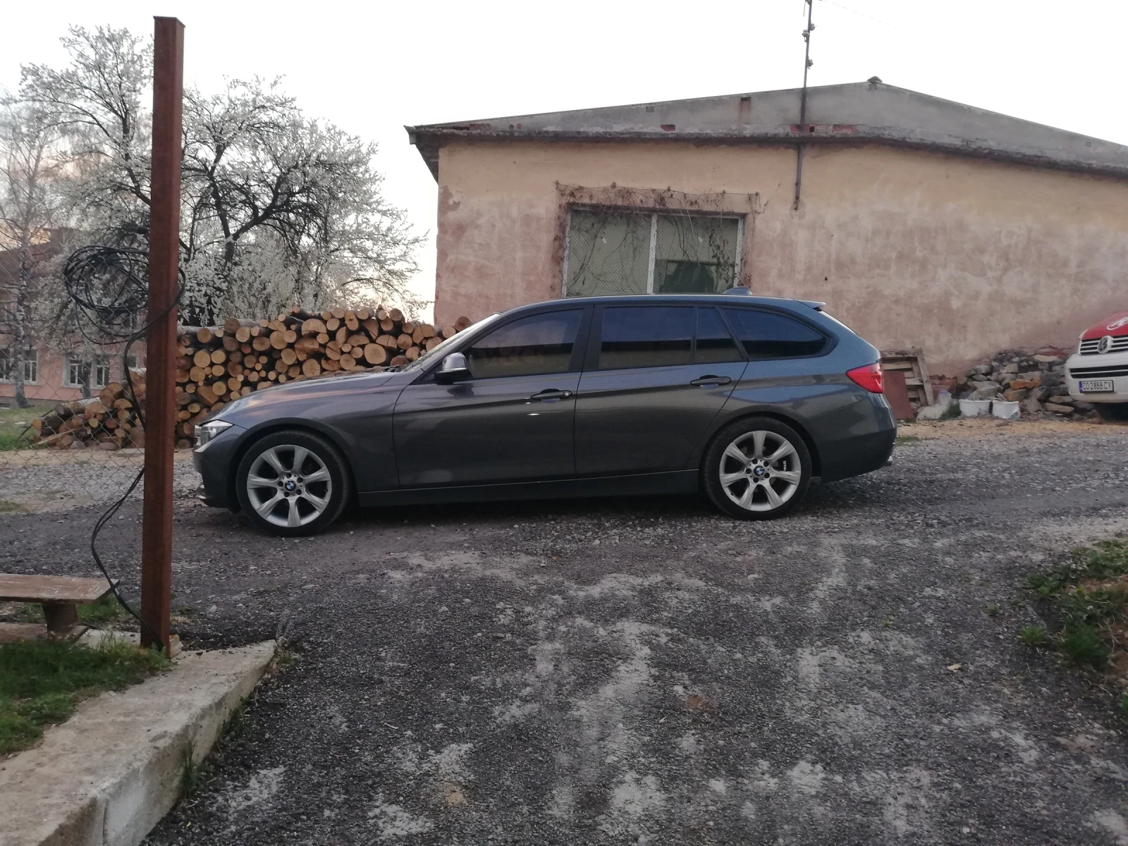 BMW 320, снимка 7 - Автомобили и джипове - 54940420