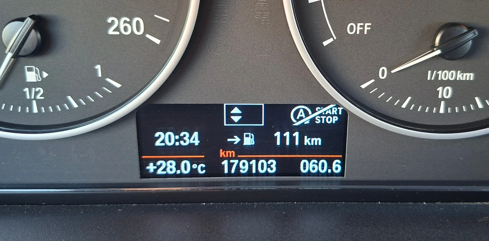 BMW 118 i b38 ТОП ЦЕНА , снимка 16 - Автомобили и джипове - 55042397