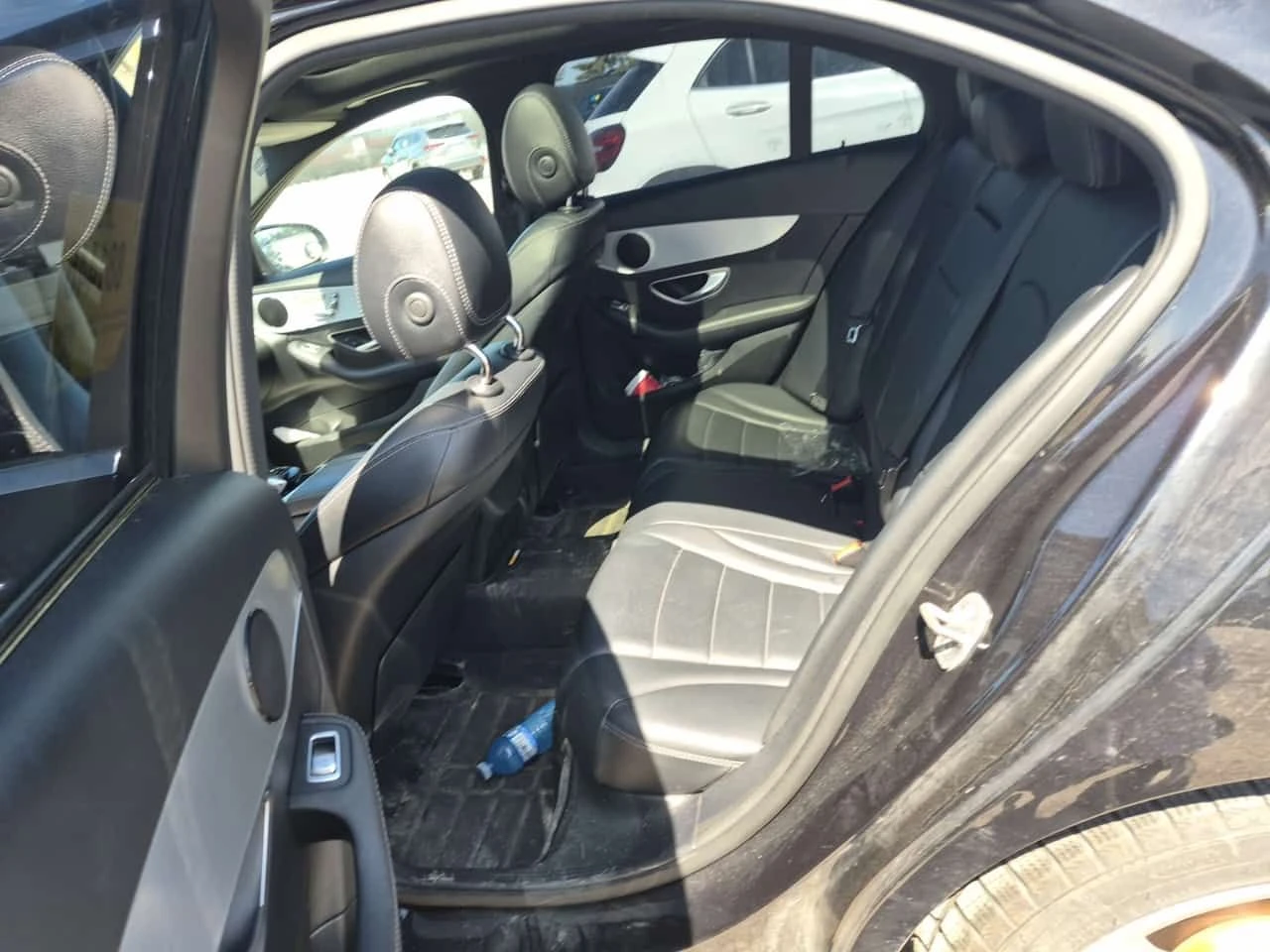 Mercedes-Benz C 300 АМГ Пакет/CARFAX/Панорама/Подгрев/Памет/, снимка 11 - Автомобили и джипове - 55054172