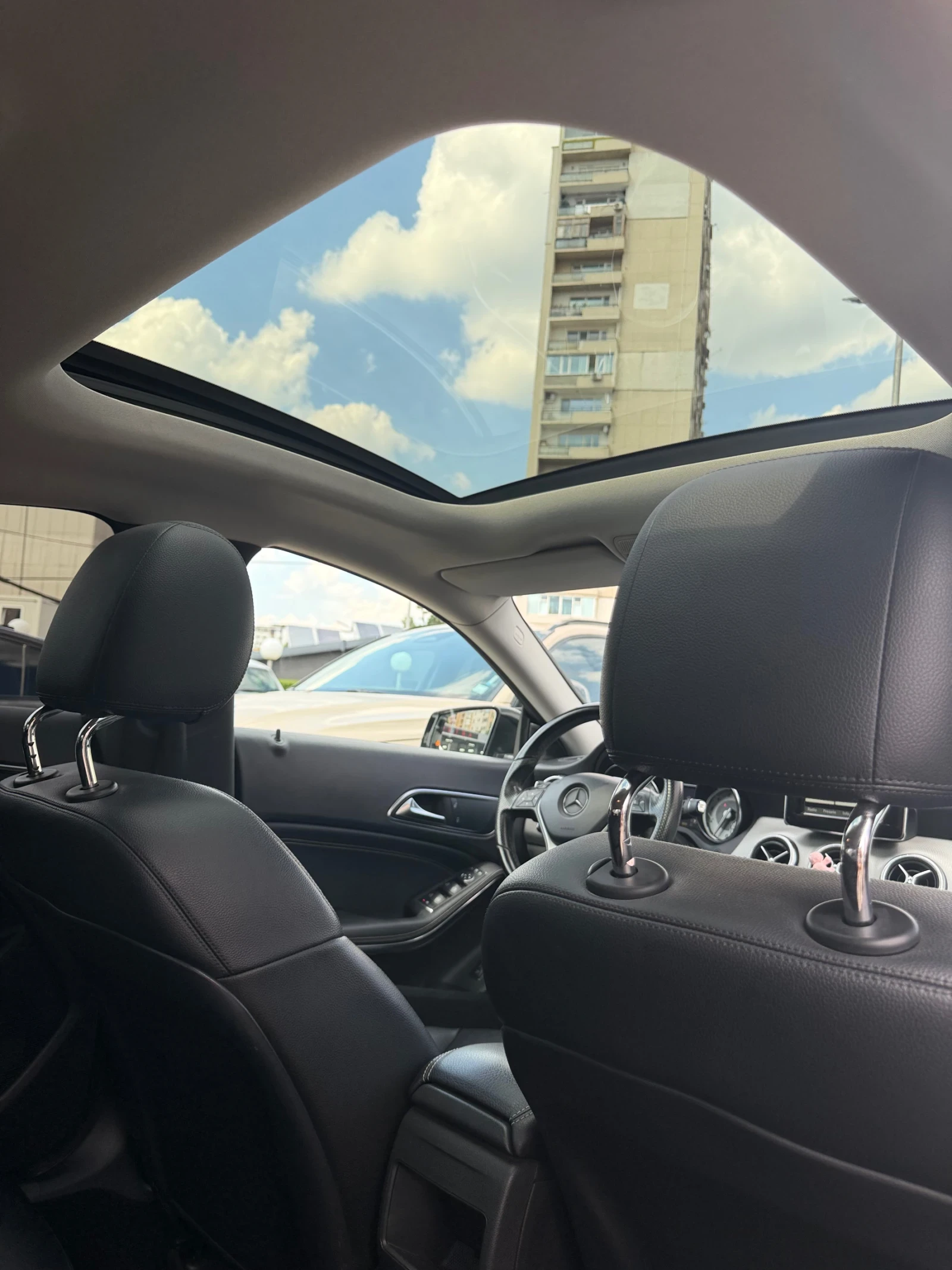 Mercedes-Benz CLA 250, снимка 14 - Автомобили и джипове - 55137512
