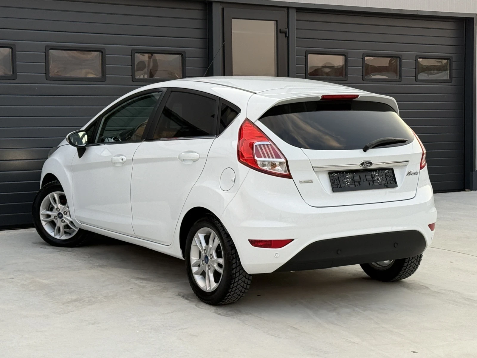 Ford Fiesta 1.0 EcoBoost, снимка 6 - Автомобили и джипове - 55859391