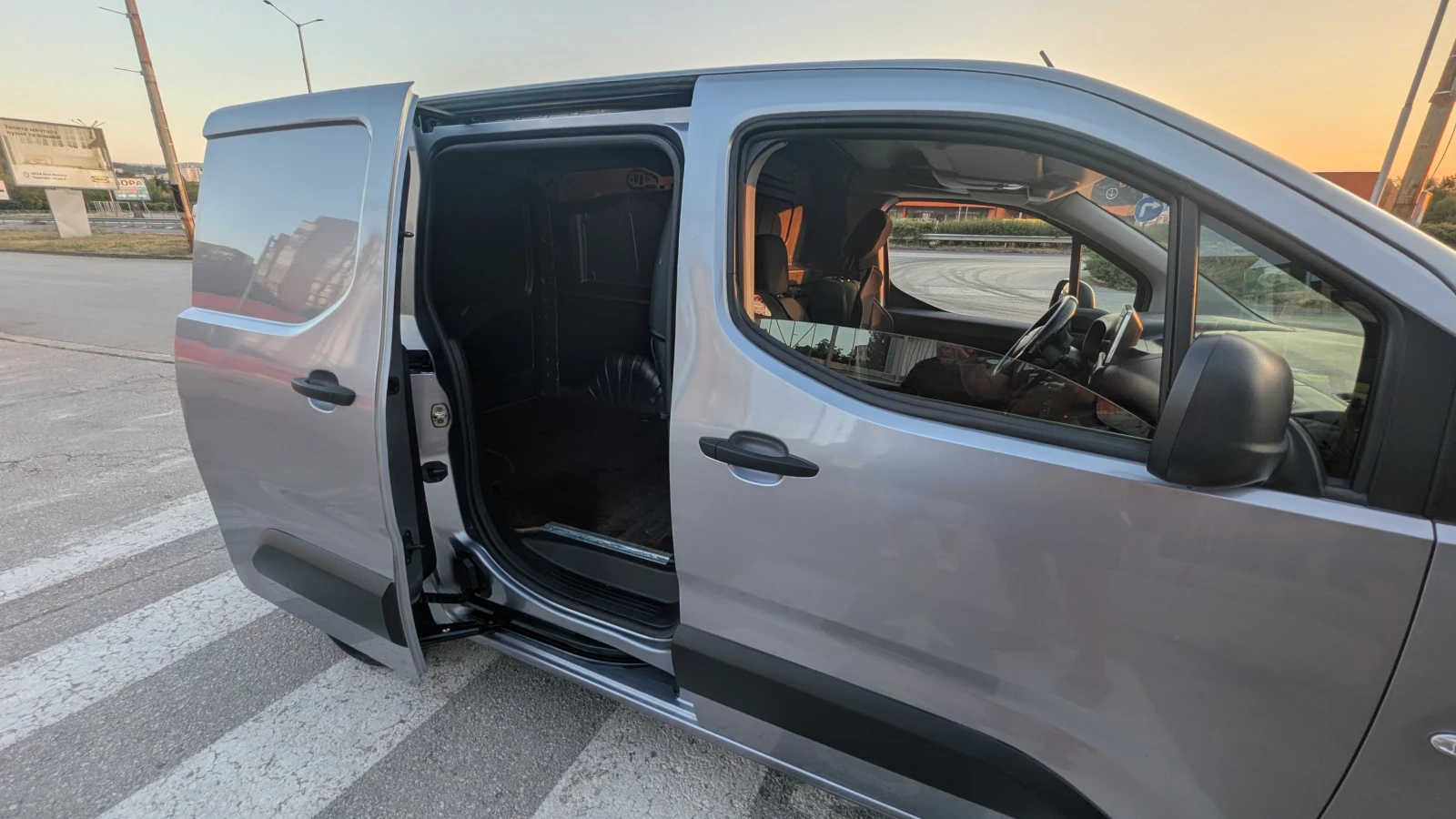 Citroen Berlingo, снимка 9 - Автомобили и джипове - 56025697