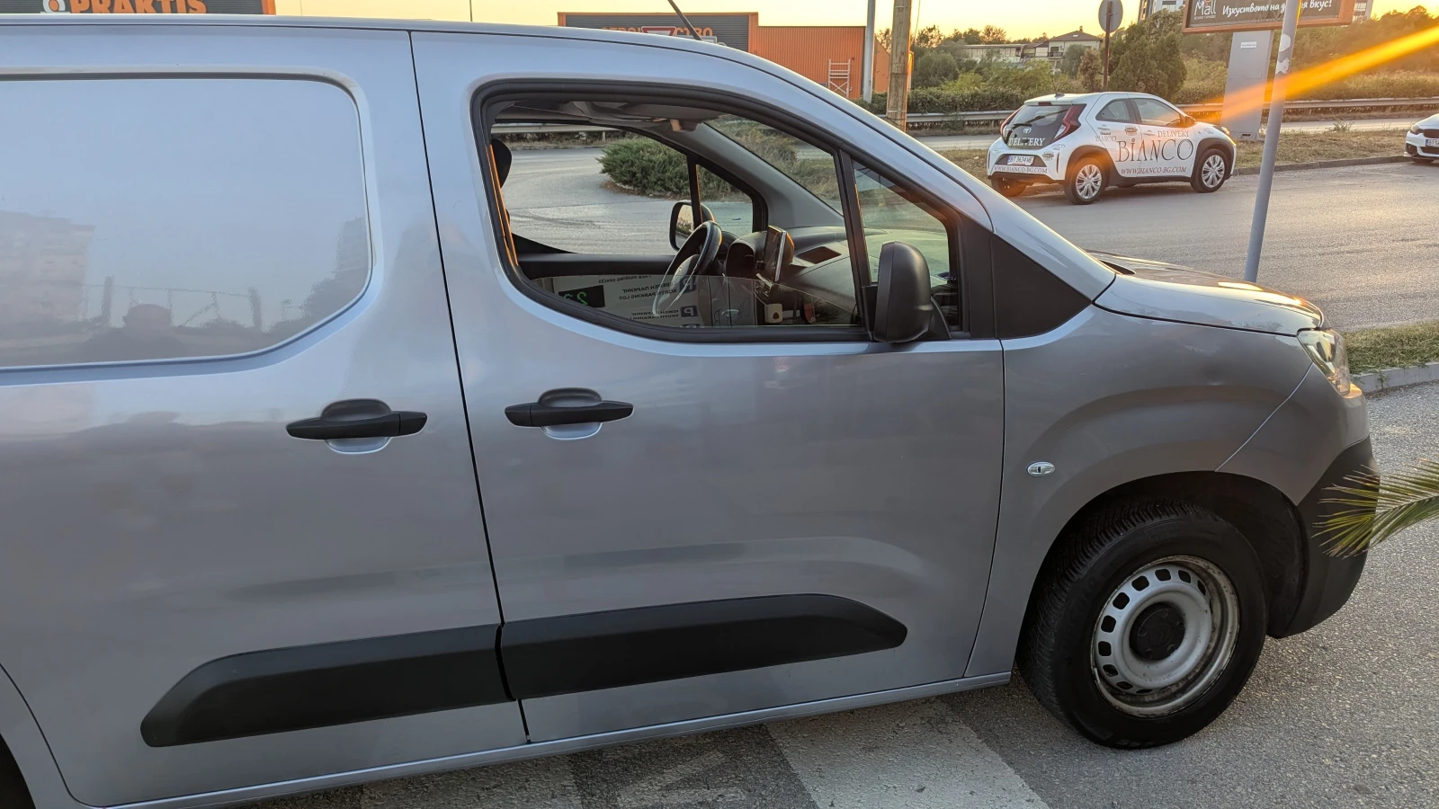 Citroen Berlingo, снимка 8 - Автомобили и джипове - 56025697