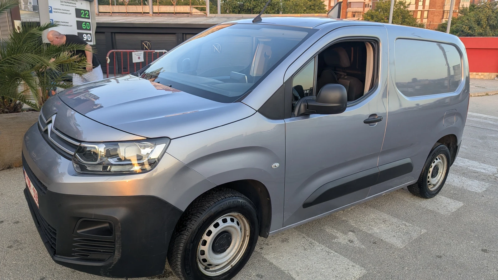 Citroen Berlingo, снимка 11 - Автомобили и джипове - 56025697