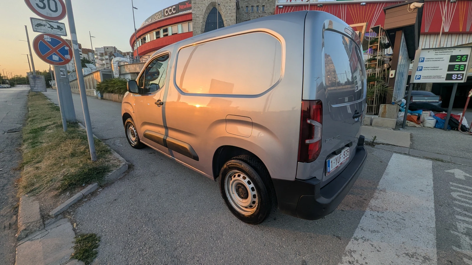 Citroen Berlingo, снимка 2 - Автомобили и джипове - 56025697