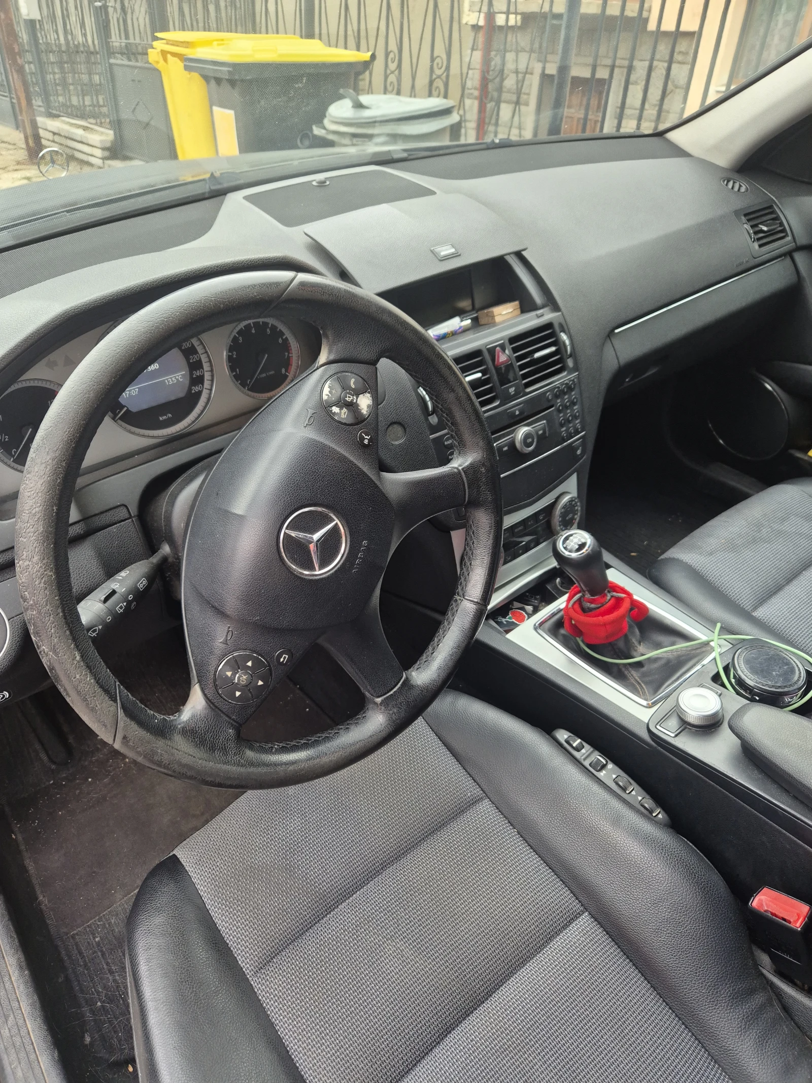 Mercedes-Benz C 180, снимка 6 - Автомобили и джипове - 56235665