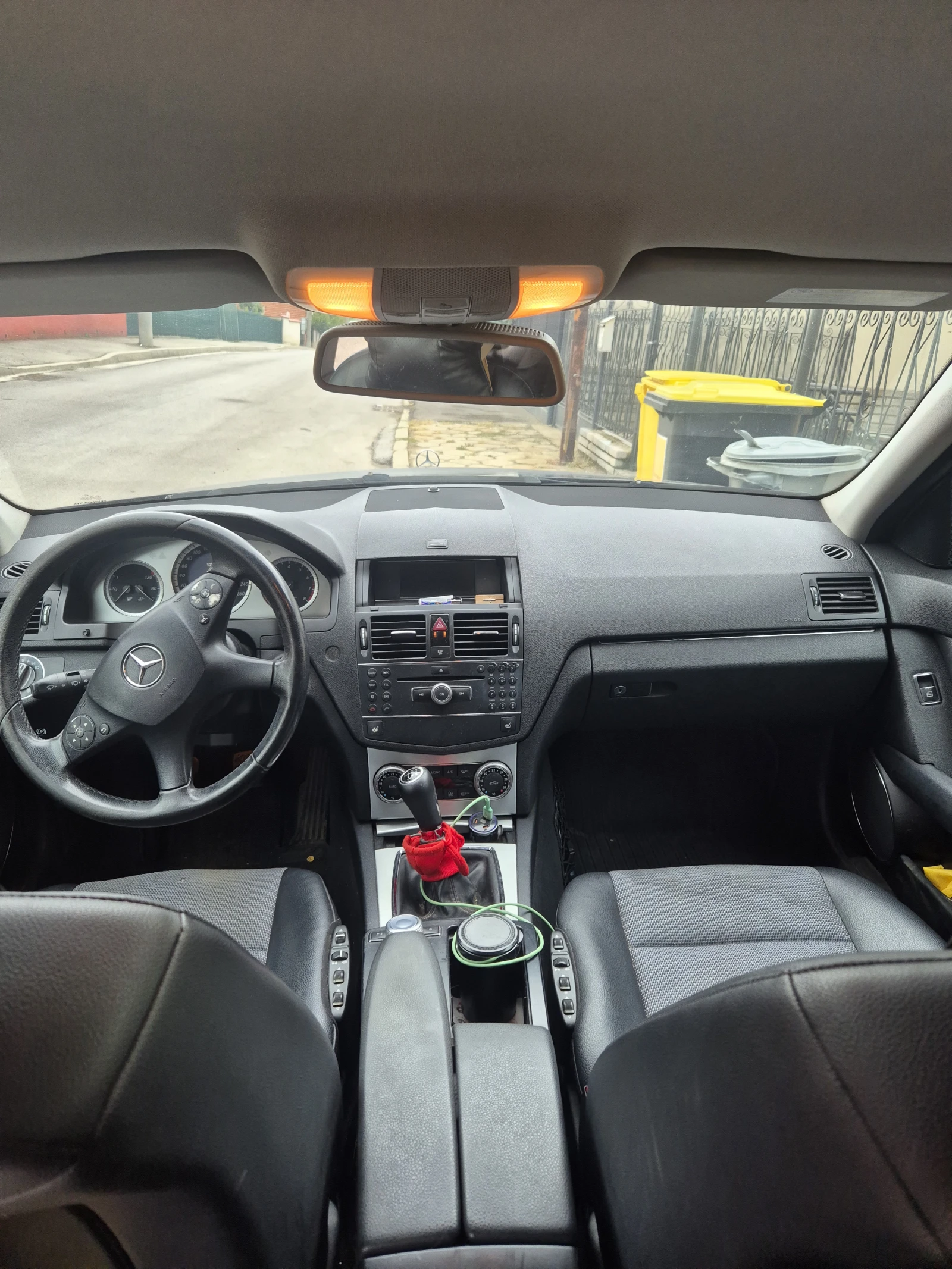 Mercedes-Benz C 180, снимка 8 - Автомобили и джипове - 56235665