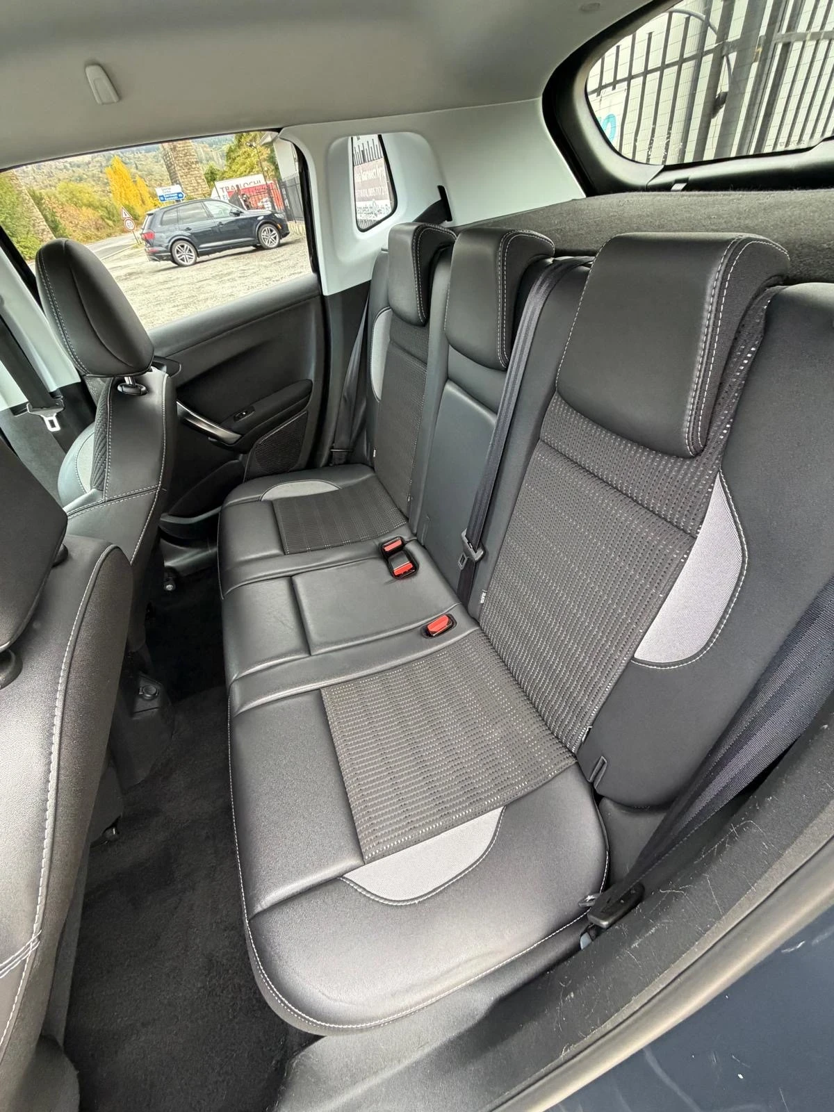 Peugeot 2008 1.2T ALLURE Italy | Mobile.bg � ����������� 10