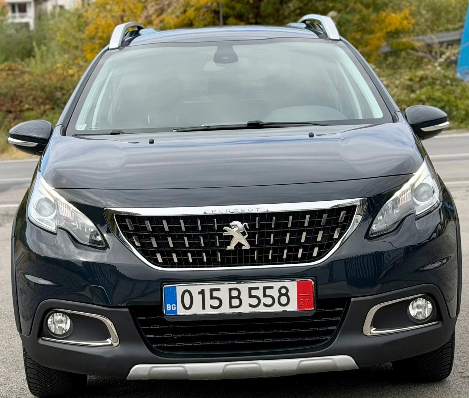 Peugeot 2008 1.2T ALLURE Italy