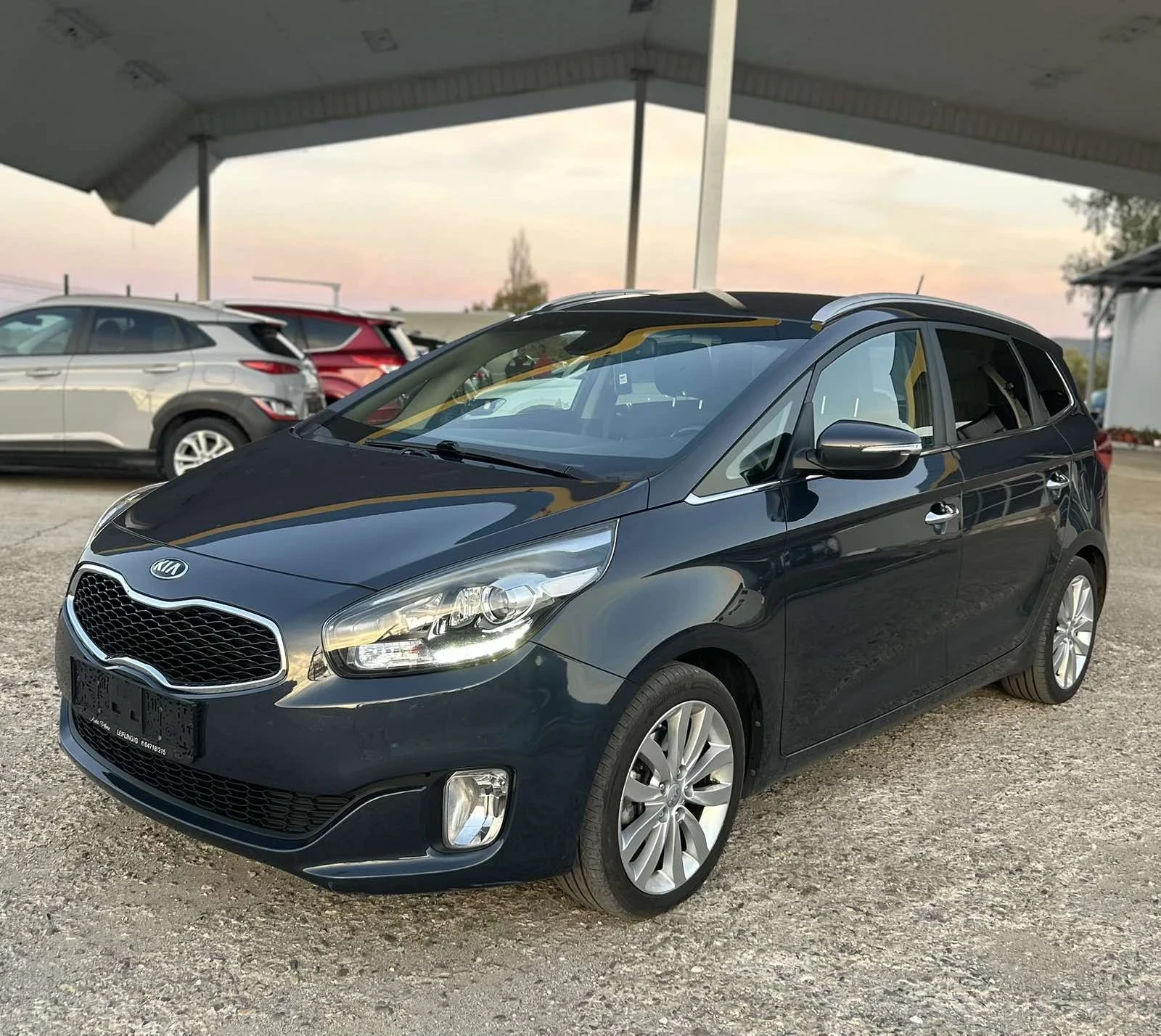 Kia Carens 175000км