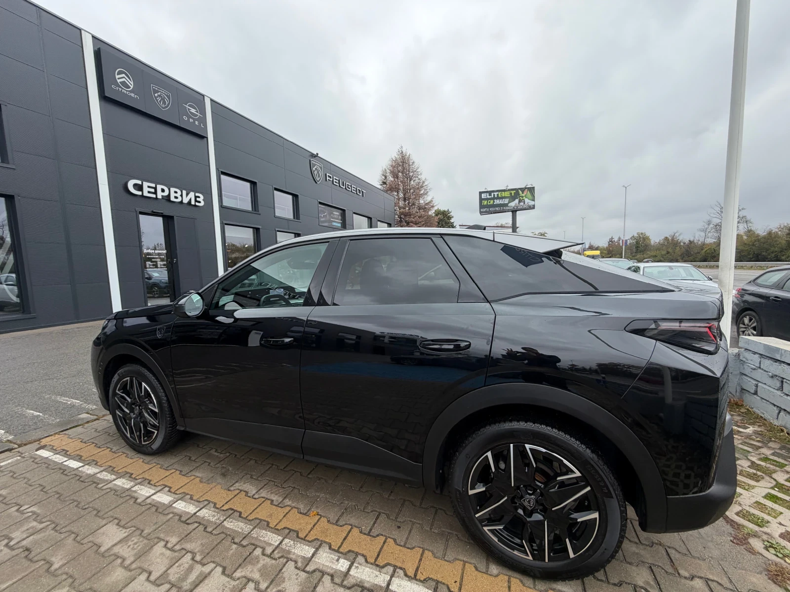 Peugeot 3008 HYBRID GT MATRIX , снимка 6 - Автомобили и джипове - 56750327