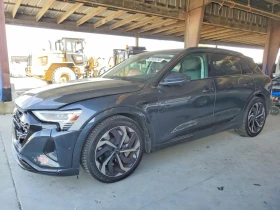 Audi Q8 E-TRON PREMIUM PLUS, снимка 3