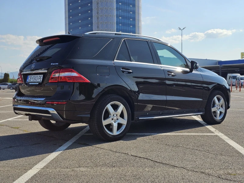 Mercedes-Benz ML 350 93000 км, Без забележки, снимка 5 - Автомобили и джипове - 47332305