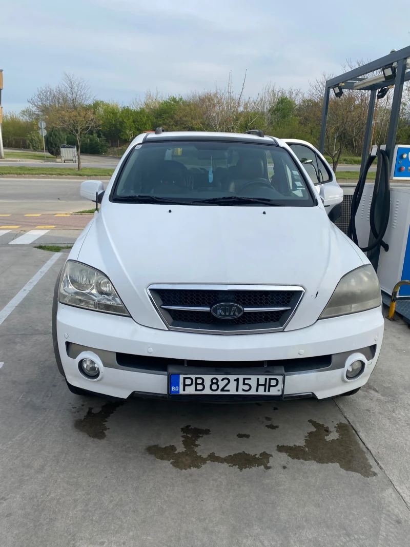 Kia Sorento 2.5 CRDI 140кс, снимка 1 - Автомобили и джипове - 47577518