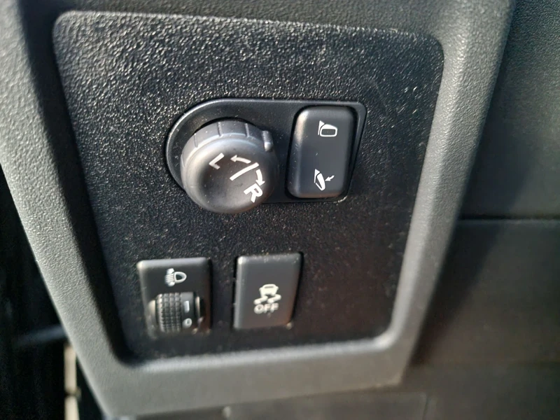 Nissan Qashqai 1, 5dci, снимка 11 - Автомобили и джипове - 52623201