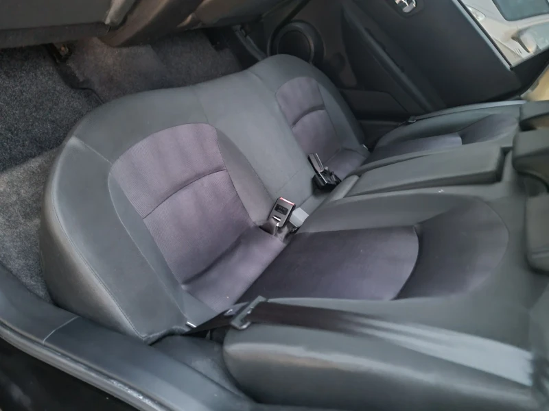 Nissan Qashqai 1, 5dci, снимка 12 - Автомобили и джипове - 52623201