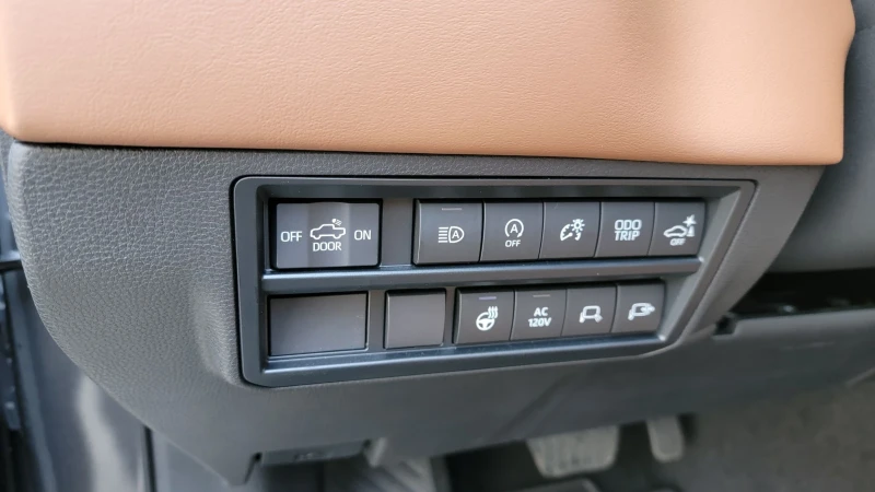 Toyota Tundra, снимка 12 - Автомобили и джипове - 53265449