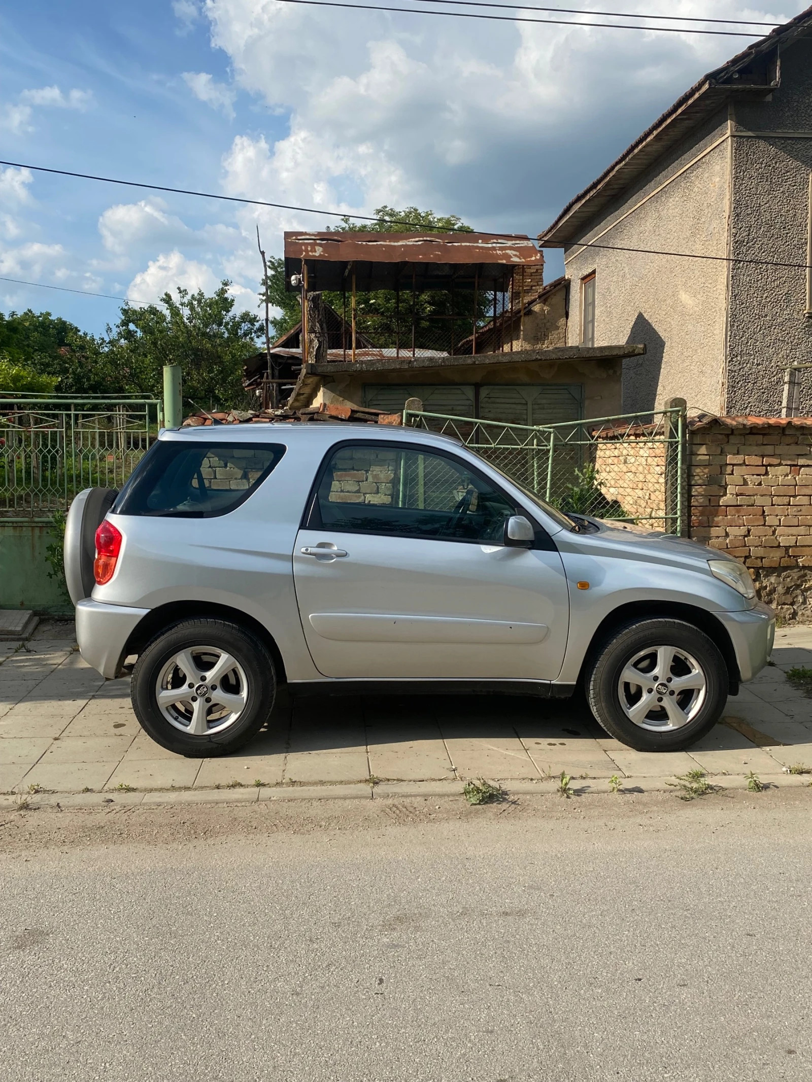 Toyota Rav4  - изображение 3