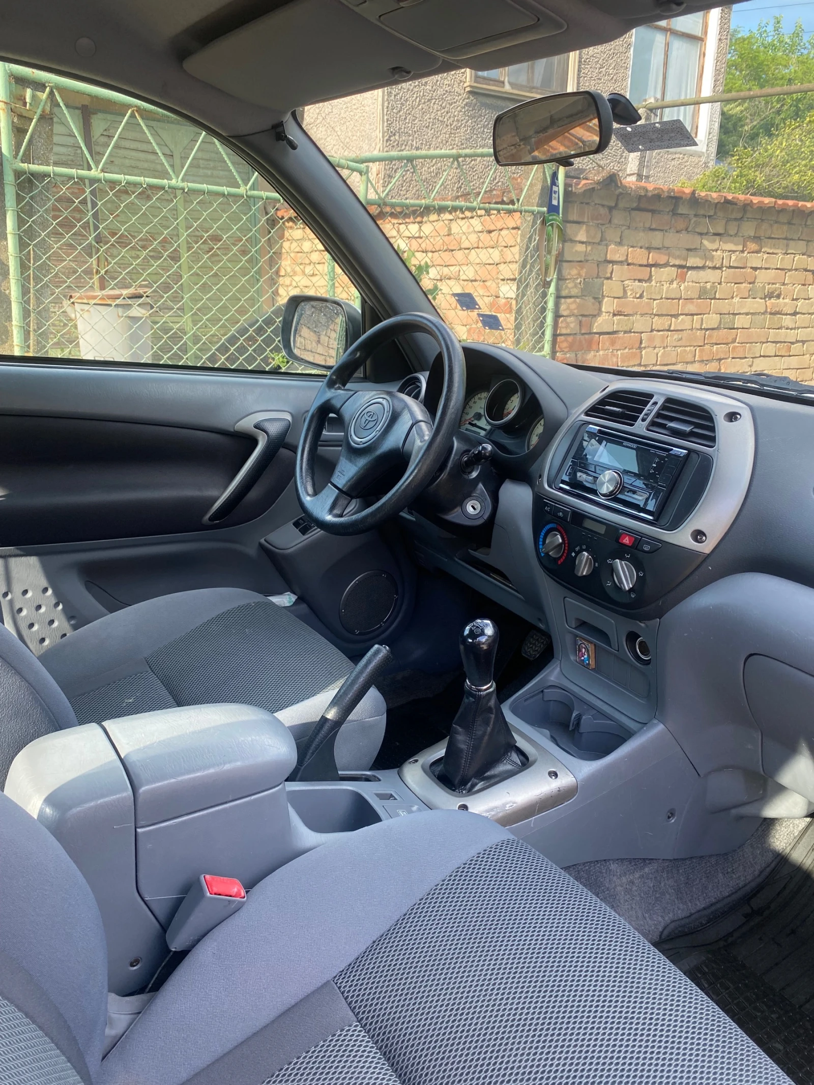 Toyota Rav4  - изображение 9