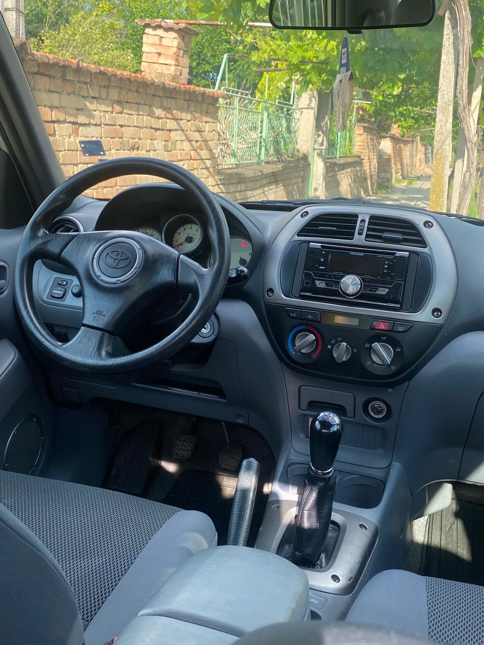 Toyota Rav4  - изображение 8