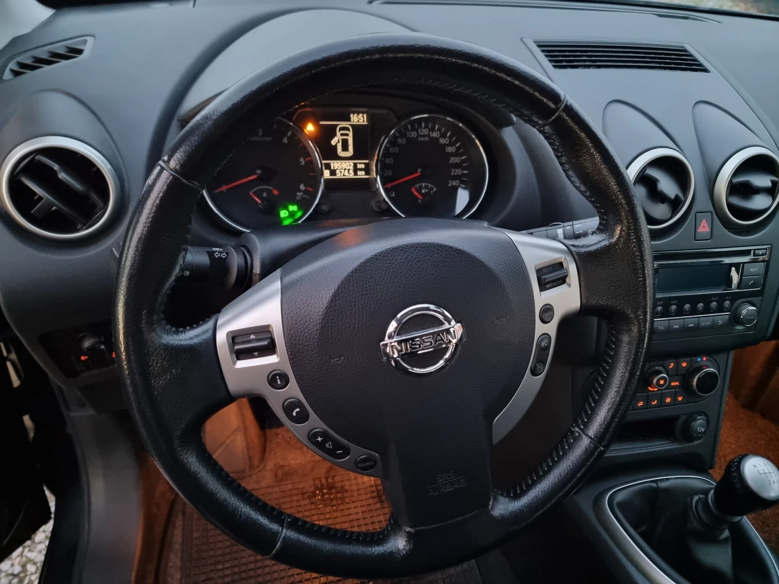 Nissan Qashqai 1, 5dci - изображение 10