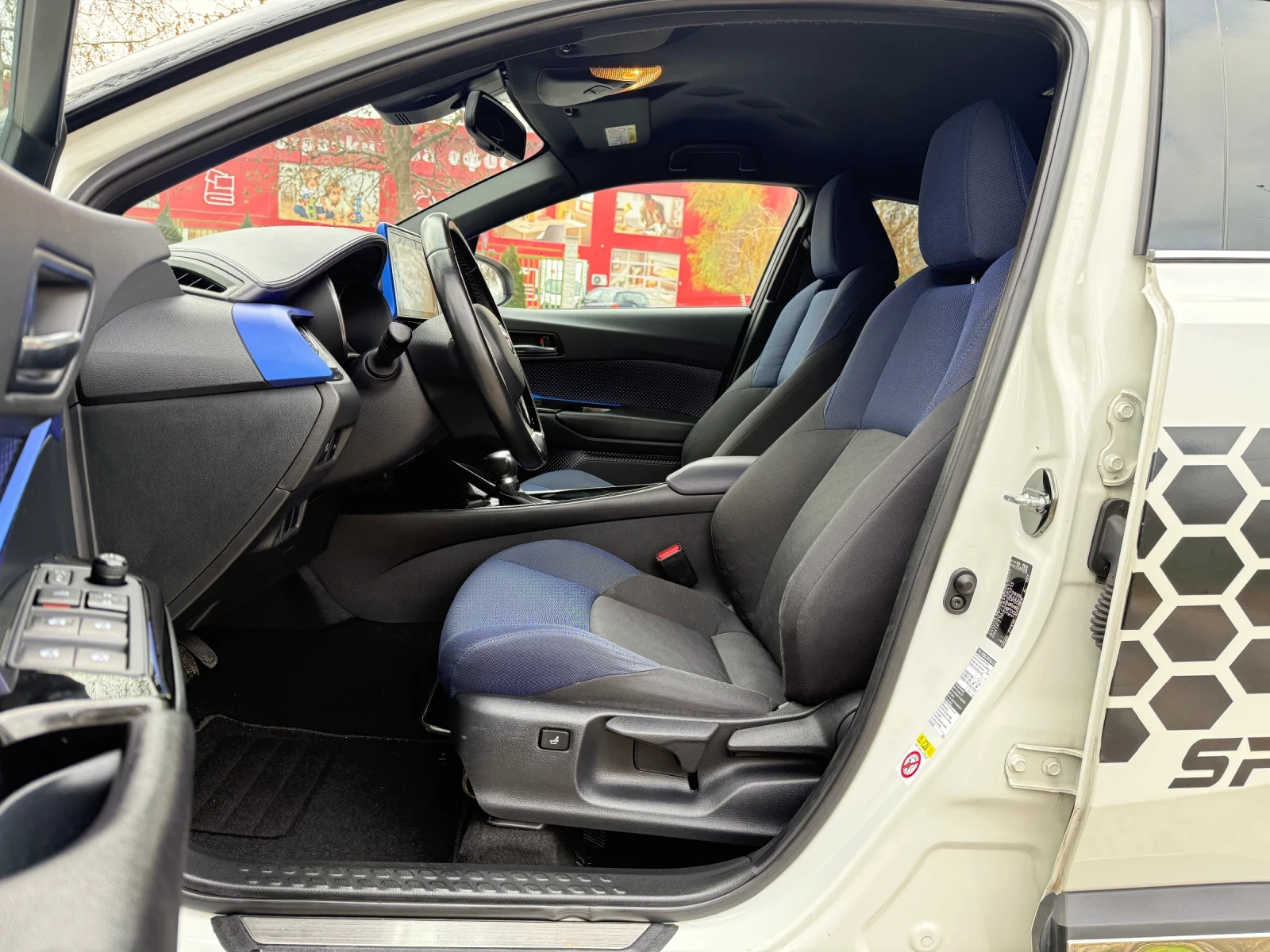 Toyota C-HR Бензин* Подгрев* Камера* Limited* SPORT* TOP - изображение 7