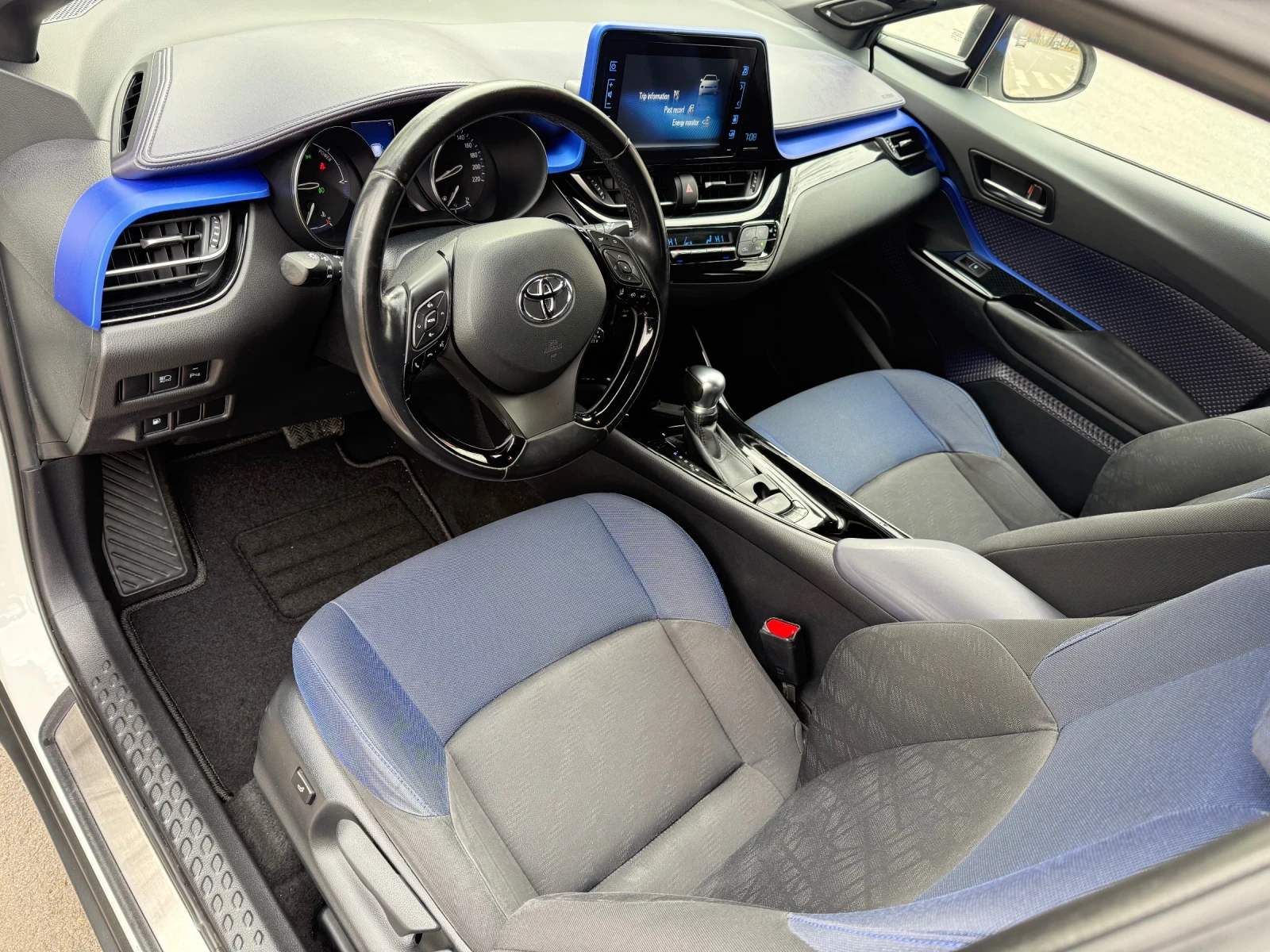 Toyota C-HR Бензин* Подгрев* Камера* Limited* SPORT* TOP - изображение 10